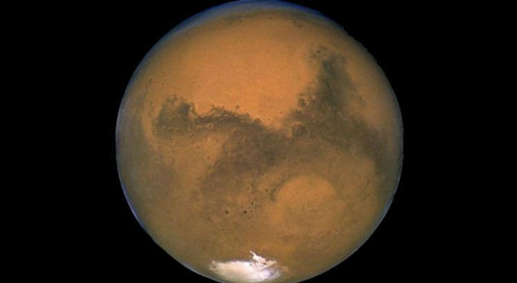 Um novo estudo realizado por pesquisadores descobriu novas informações sobre água em Marte