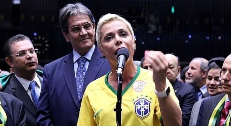 Ex-deputada Cristiane Brasil, filha de Roberto Jefferson