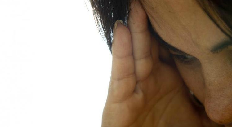 Solidão aumenta risco de morte por infarto e AVC, diz estudo