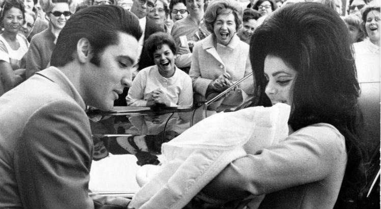 Em entrevista dada para documentário, Priscilla Presley afirma que Elvis Presley sabia que morreria por uso excessivo de remédios