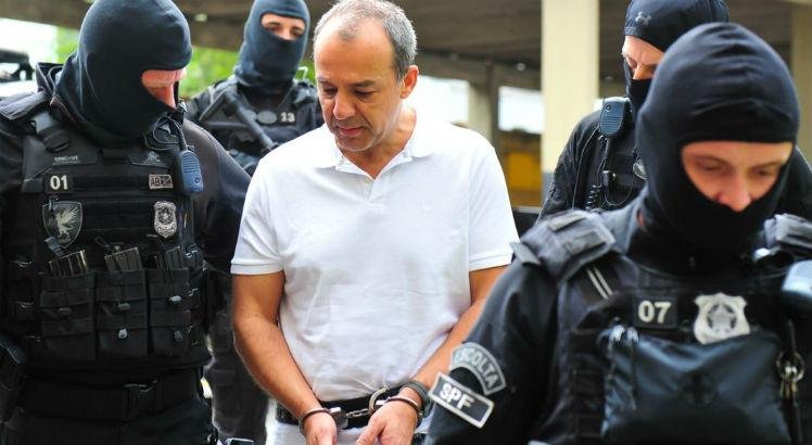 S&eacute;rgio Cabral acumula mais de 20 condena&ccedil;&otilde;es e penas que ultrapassam a marca de 300 anos de pris&atilde;o