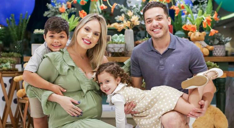 Família Oliveira esclarece os problemas expostos recentemente envolvendo a educação de Yhudy, filho do cantor com sua ex-mulher
