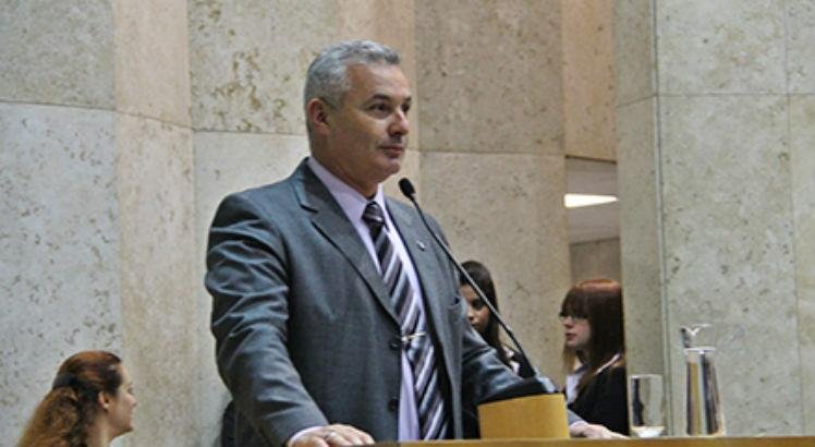 PCC planeja matar deputado e secretário
