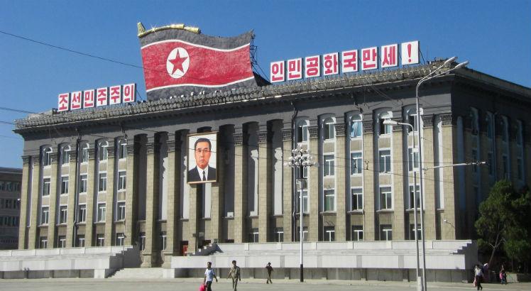 Coreia do Norte nega exporta&ccedil;&atilde;o de equipamentos militares para a R&uacute;ssia
