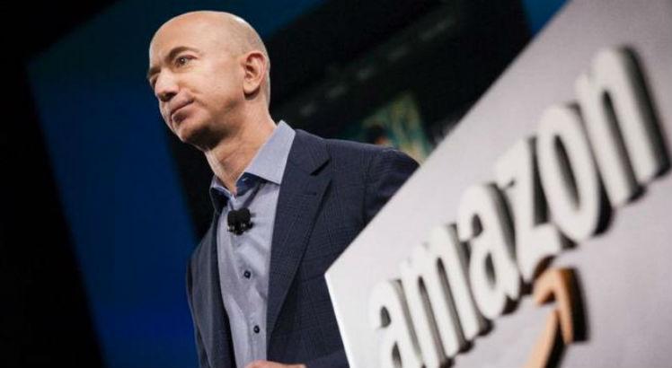 Jeff Bezos &eacute; o dono da Amazon