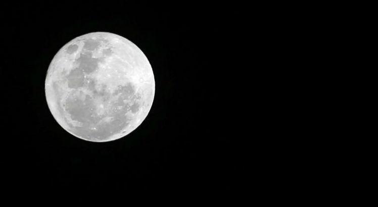 A Lua aparecerá 10% maior do que em uma lua cheia convencional. O fenômeno pode ser visto a olho nu