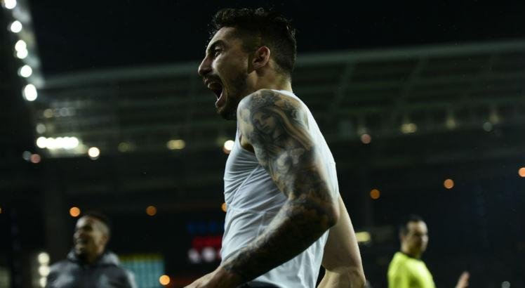 alex-telles