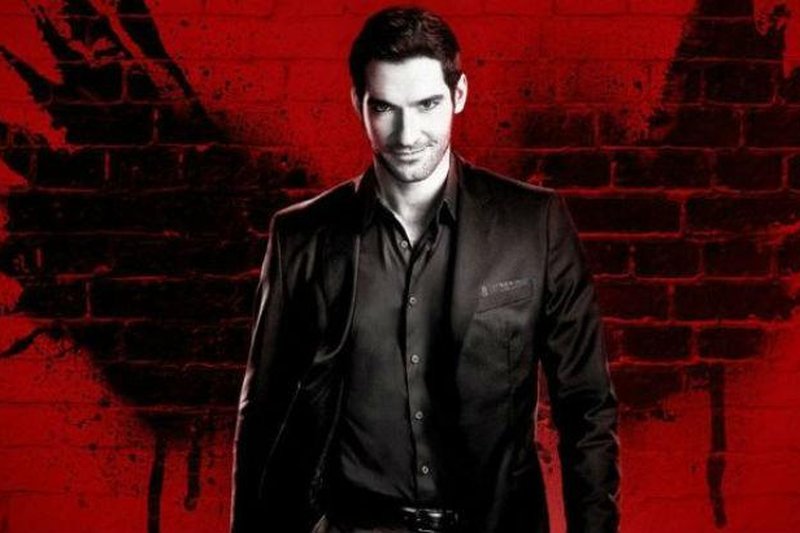 A série 'Lucifer' tinha sido cancelada na terceira temporada, mas a Netflix adquiriu os direitos autorais, sendo responsável pelos seus dois últimos anos
