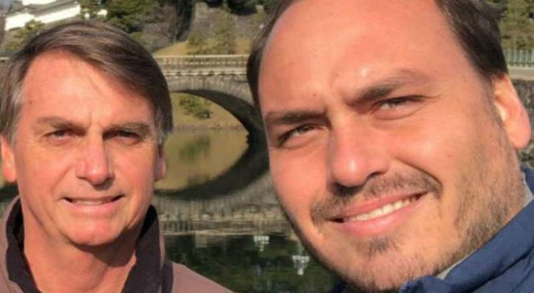 Jair Bolsonaro e o filho, Carlos Bolsonaro