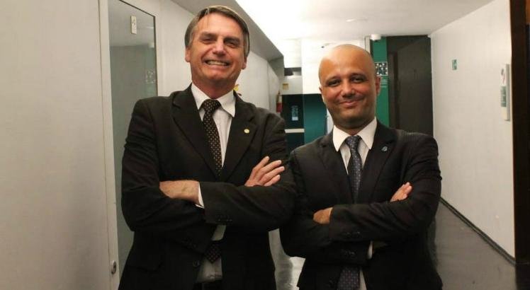 major-vitor-hugo