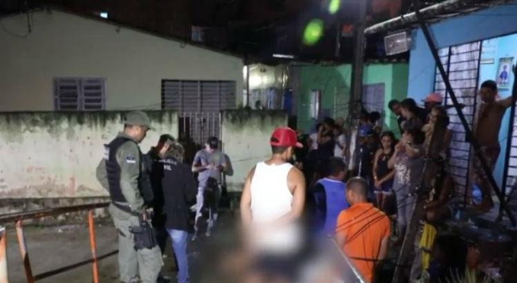 Irmãs gêmeas são presas sob a suspeita de assassinarem um homem na RMR