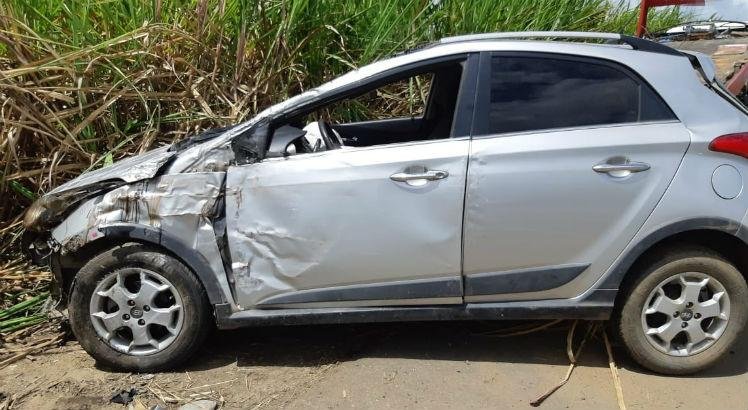 Acidentes deixam um morto e quatro feridos na BR-408