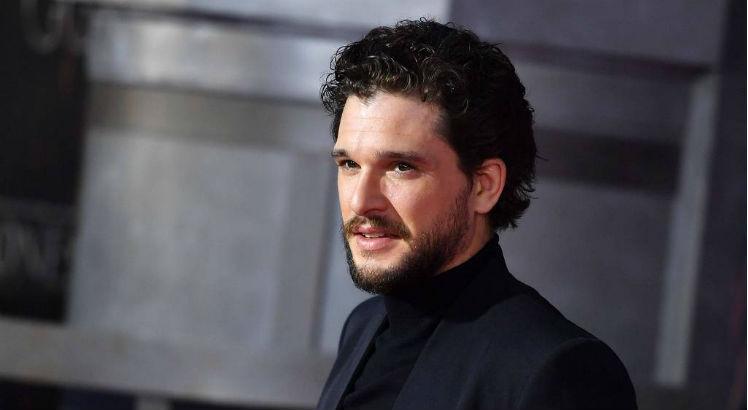 Intérprete de Jon Snow defendeu a série, que foi alvo de críticas