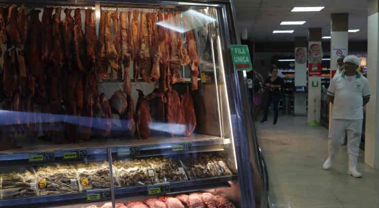 Segundo o IBGE, a alta de 8,09% no preço das carnes foi o item que mais influenciou a inflação oficial do Brasil