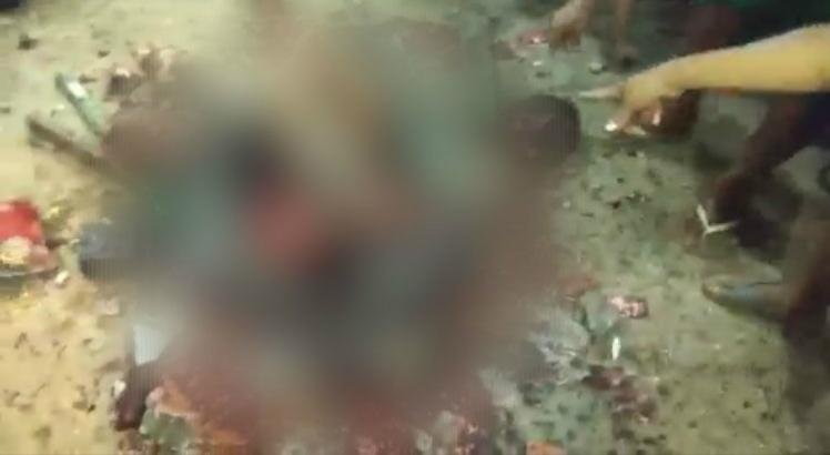 Suspeito de estupro e morte de criança no Amazonas é tirado de delegacia por multidão, esquartejado e queimado