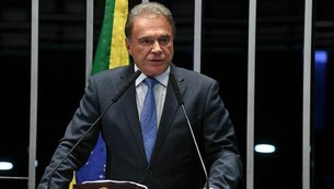 Editoria de Política