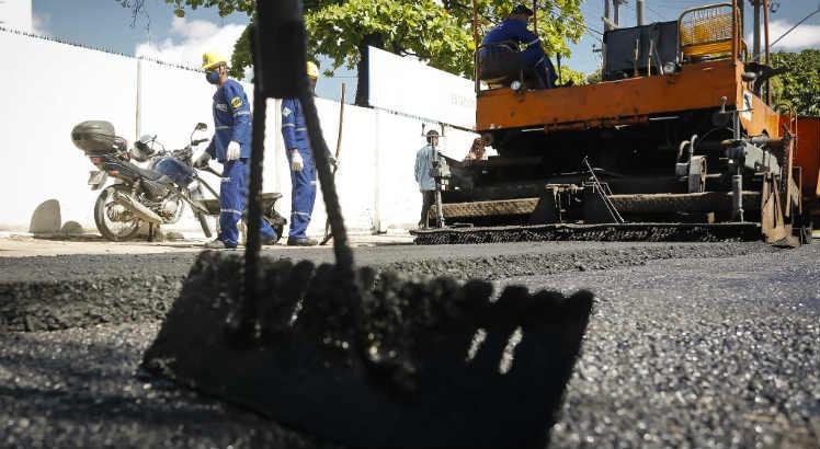 Prefeitura do Recife vai gastar R$ 30 milhões para recapear ruas em 2020