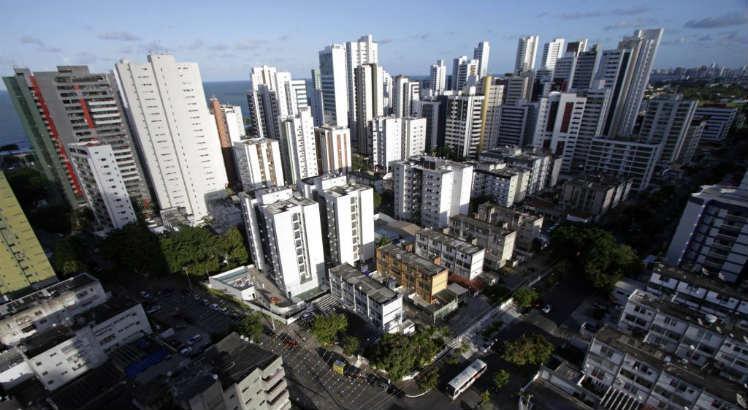 A Prefeitura do Recife emitiu este ano 359.393 boletos de IPTU 