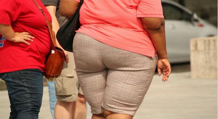 Tr&ecirc;s em cada dez adultos podem ter obesidade no Brasil at&eacute; 2030
