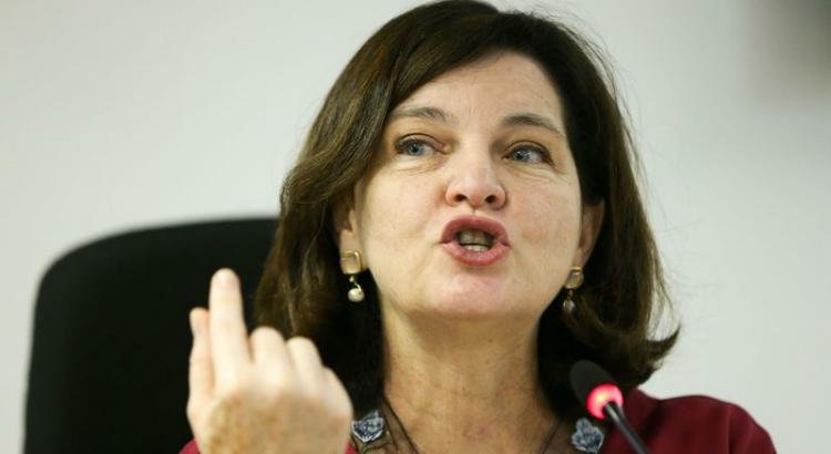 Raquel Dodge quer impedir uso de recursos da saúde para pagamento aos servidores no RN