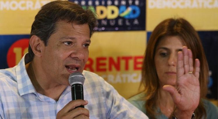 No Instagram, Haddad ironiza 'sumiço' de assessor de Flávio Bolsonaro