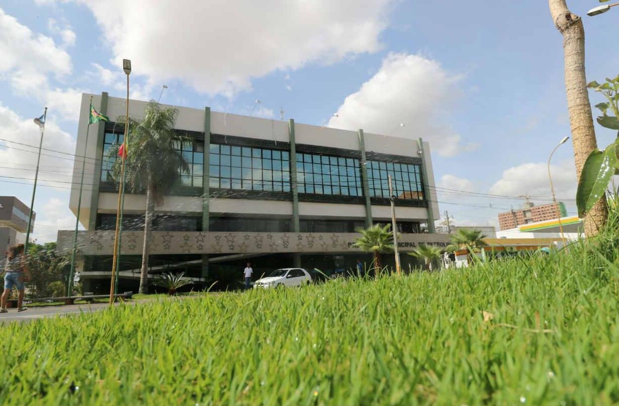 TCE reduz pagamentos por reformas em escolas municipais de Petrolina