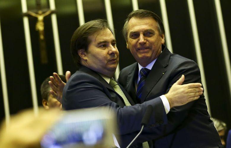 O presidente Jair Bolsonaro e o ex-presidente da C&acirc;mara, Rodrigo Maia