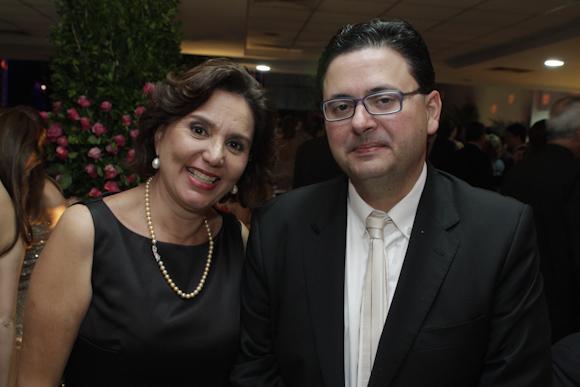 Amelinha Peixoto e Antonio Campos - Foto: Dayvison Nunes/JC Imagem