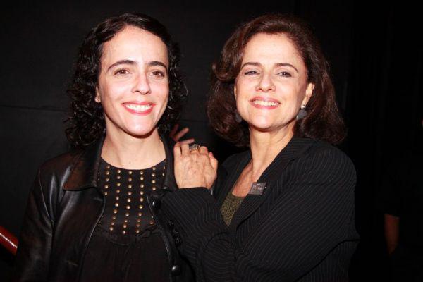 MÃE E FILHA Silvia Buarque acompanha Marieta Severo no Cine PE