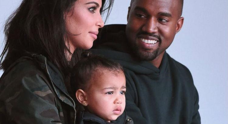 Kim Kardashian e Kanye West t&ecirc;m quatro filhos juntos
