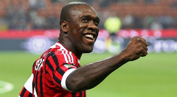 Seedorf quando jogava pelo Milan (Imagem: Reprodução)