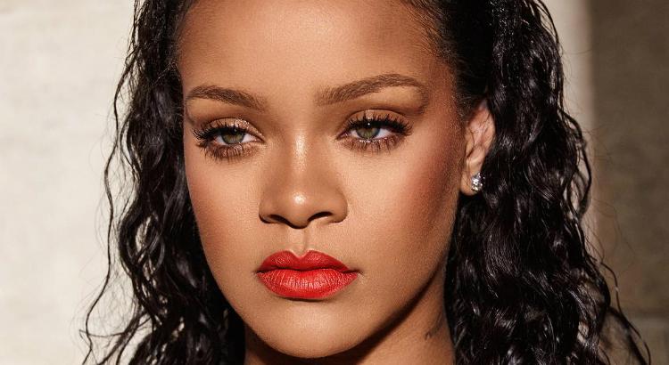 Rihanna é a mulher mais rica da indústria musical. Foto: Reprodução/Instagram
