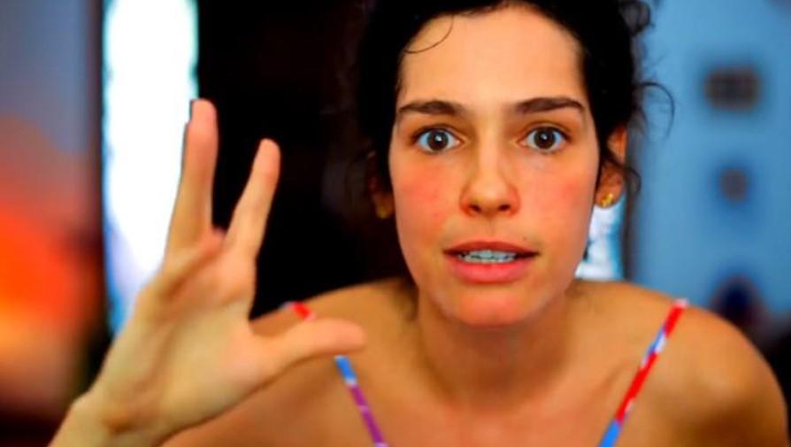 A atriz Maria Flor viralizou por conta de vídeo criticando o presidente (Foto: Reprodução/Instagram)