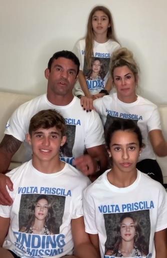 Vitor Belfort com a esposa, Joanna Prado, e os filhos, Victoria, Davi e Kyara - Print