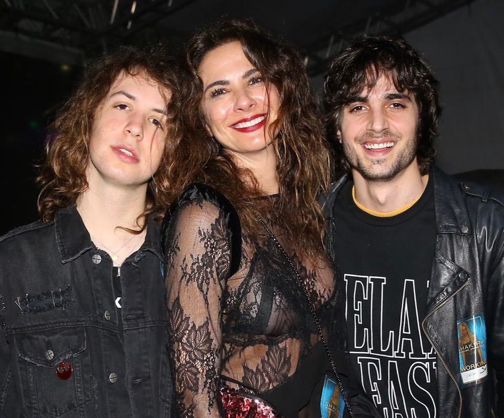 Lucas Jagger, Luciana Gimenez e Fiuk em show de Shakira (Imagem: Reprodução/Instagram)