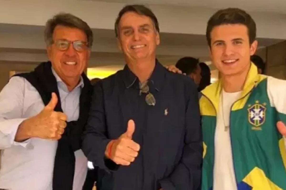 O empresário Paulinho Marinho e o filho André Marinho estiveram juntos com Jair Bolsonaro na campanha de 2018