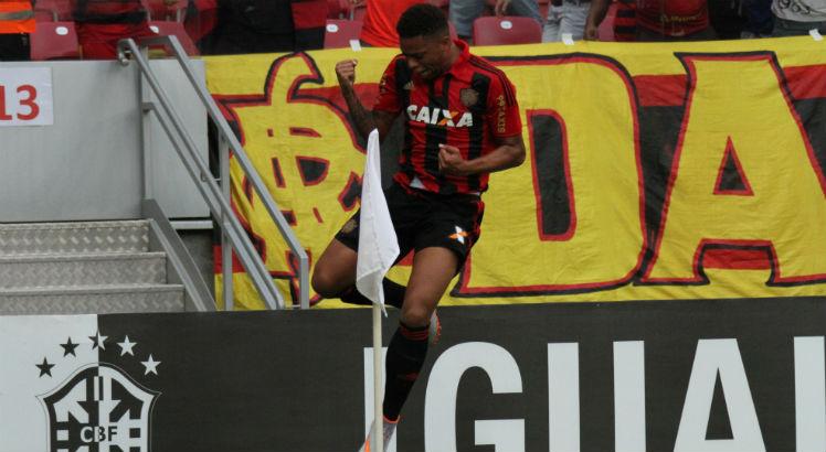André marcou seu primeiro gol pelo Leão na vitória sobre o Vasco, dia 20 de junho de 2015. Foto: Diego Nigro/JC Imagem