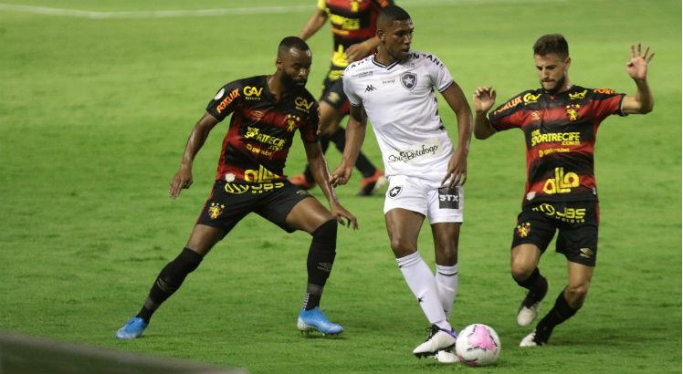 Sport perdeu para o Botafogo no primeiro turno. Foto: Alexandre Gondim/JC Imagem