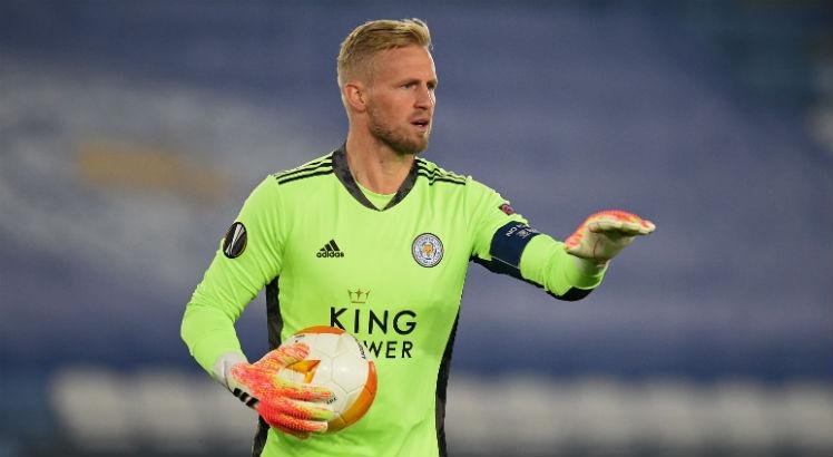 Schmeichel &eacute; o goleiro e principal jogador do Leicester ao lado de Jamie Vardy