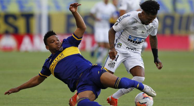 Santos, de Marinho, passou pelo Boca Juniors na semifinal da Libertadores de 2020. Foto: AFP