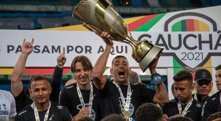 Diego Souza conquistou o título do Gauchão de 2021 pelo Grêmio. Foto: Reprodução/Instagram