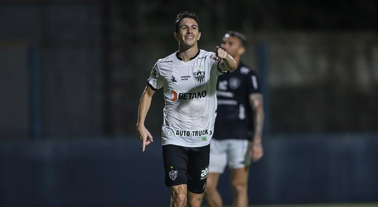 Nacho Fern&aacute;ndez foi autor do primeiro gol do Atl&eacute;tico-MG contra o Flamengo na Supercopa 2022. 