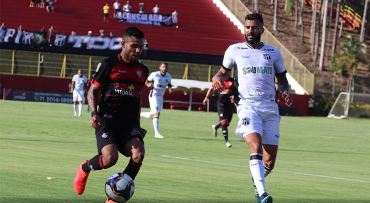 Equipes criaram boas chances em uma partida bem movimentada. Foto: Divulgação/Vitória