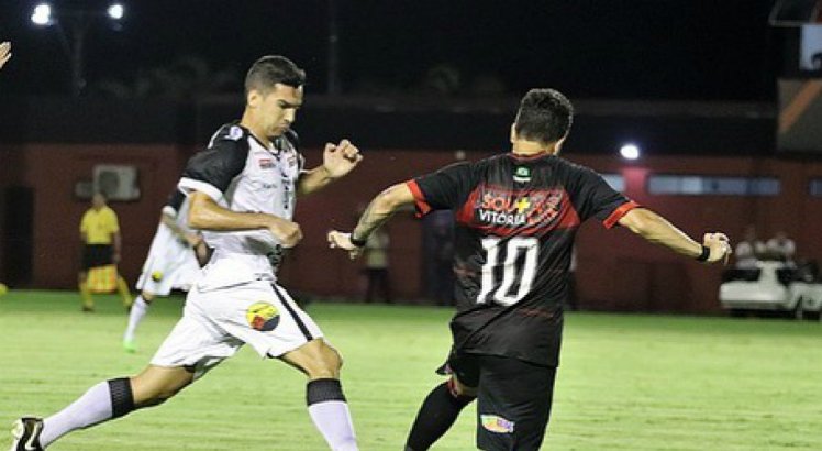 Invicto no torneio regional, Belo emenda terceira vitória consecutiva ao bater o Rubro-negro baiano por 3 a 1 (Foto: Mauricia da Matta/ Vitória EC)