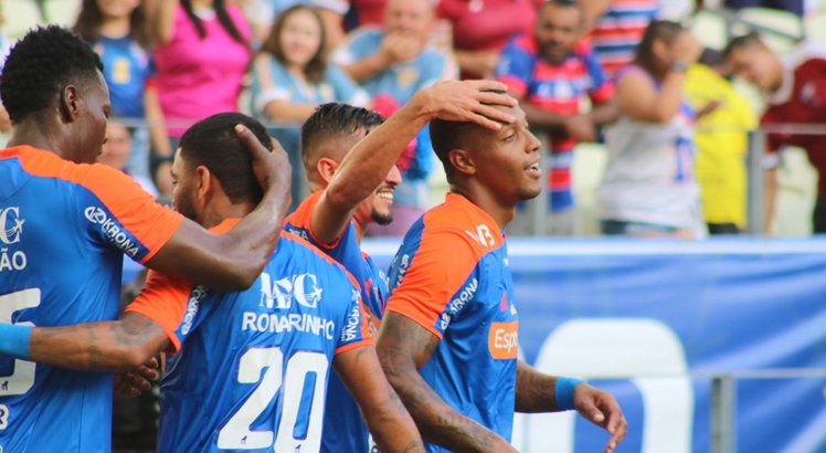Com a vitória, o Fortaleza chega aos 5 pontos e segue na parte de cima do Grupo A. Foto: Divulgação