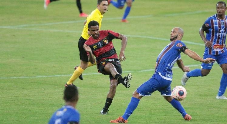 Foto: Alexandre Gondim / JC Imagem