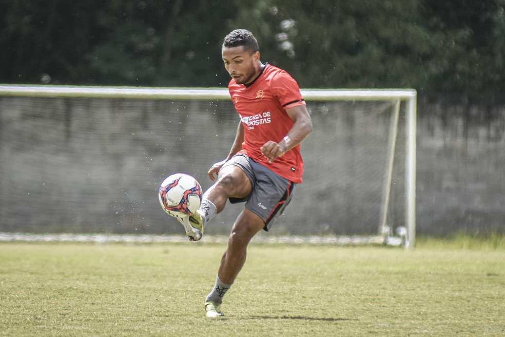 (Foto: Pietro Carpi/EC Vitória)