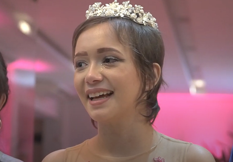 Débora em sua festa de aniversário