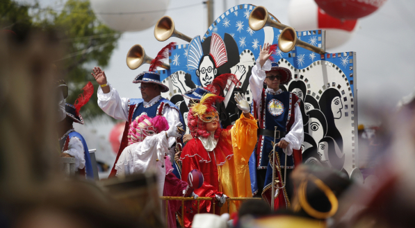 Desfile do Galo da Madrugada no Carnaval 2020