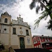 Governo de Pernambuco publica licitação para restaurar igreja interditada há 10 anos em Olinda